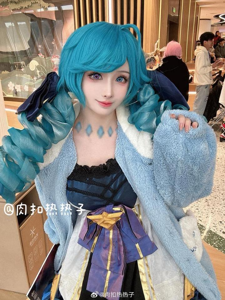 肉扣热热子现场图，cosplay精彩呈现